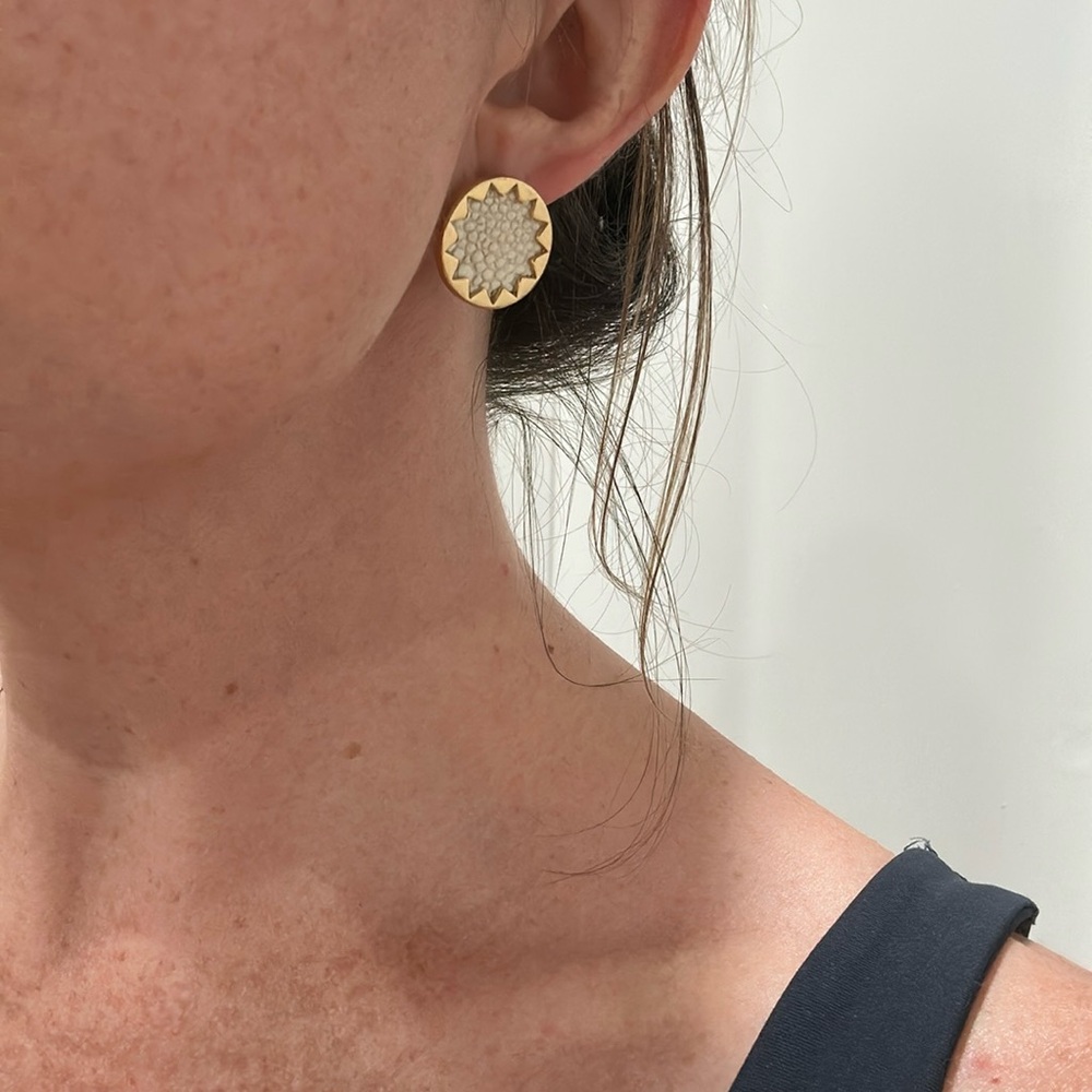 House of Harlow ivory stud earrings